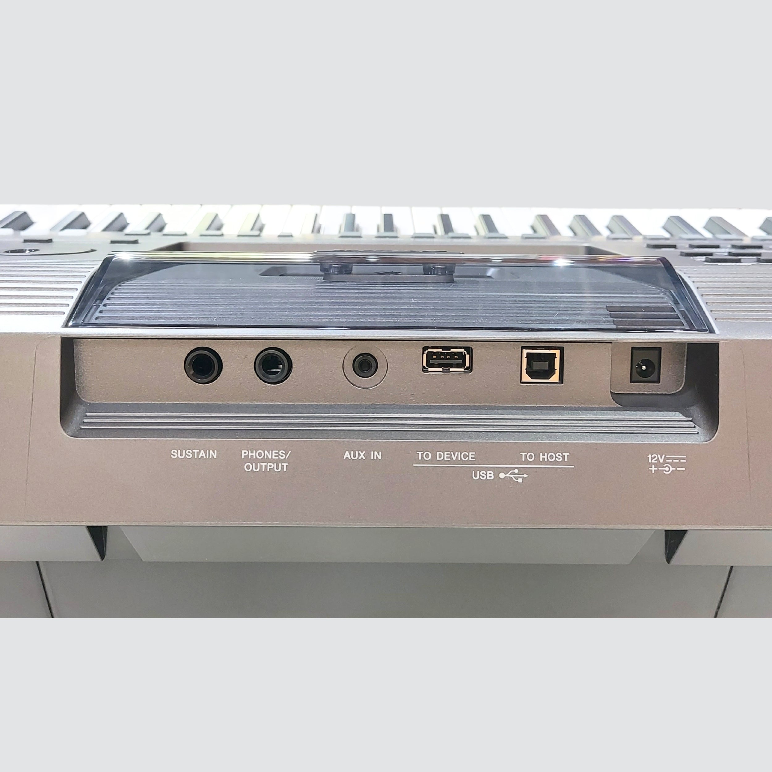 Yamaha PSR-I500 61-Key Touch-Sensitive Portable Keyboard