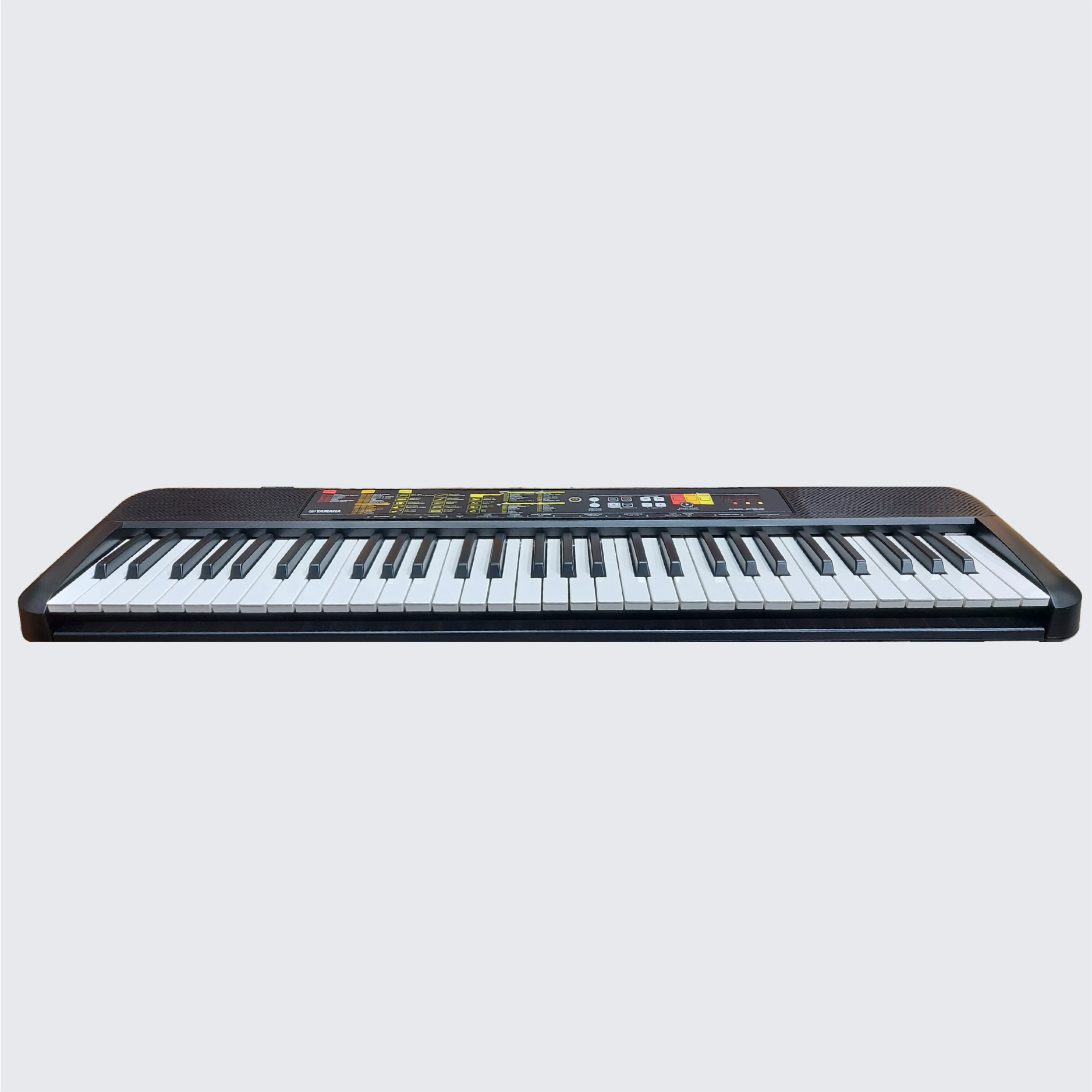 Yamaha PSR-F52 61-Key Portable Keyboard